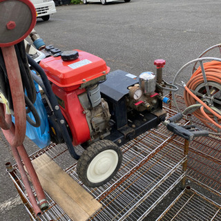 今週購入の方特典あり カーツ動力噴霧器WE4200 セット販売！格安！