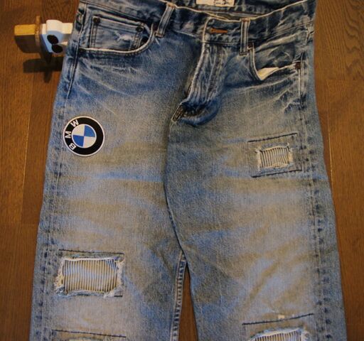ヴィンテージ ジーパン メンズ ビンテージ ジーンズ デニムｇパン つぎはぎbmw アメリカンステッカー付き さらら 河瀬のジーンズ デニム メンズ の中古 古着あげます 譲ります ジモティーで不用品の処分