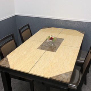 本物大理石のテーブルと椅子　セット　NO2