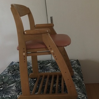 子ども　勉強　椅子　浜田工芸