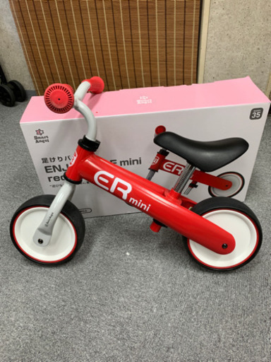 西松屋 足けりバイク (よっぴぃ) 岡山の幼児用自転車の中古あげます
