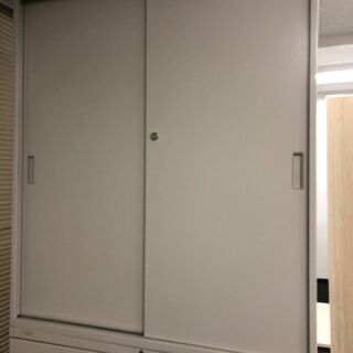 オカムラキャビネット　横スライド