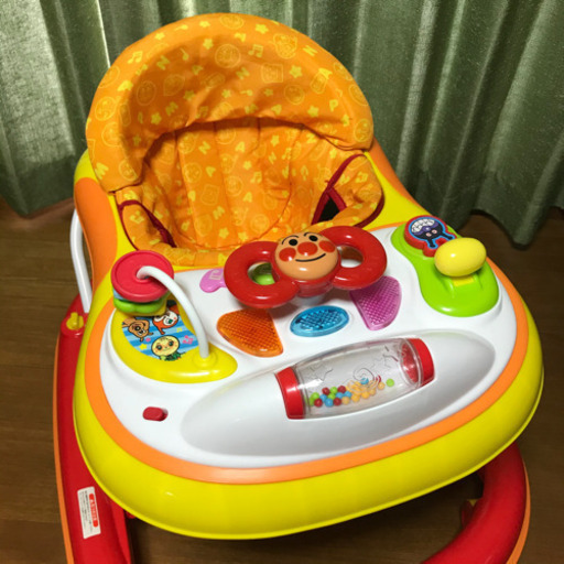 美品　アンパンマンおしゃべりウォーカー　歩行器