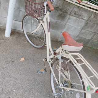 Fiona 自転車ブラウン ホワイト ひらひら さいたま新都心の自転車の中古あげます 譲ります ジモティーで不用品の処分