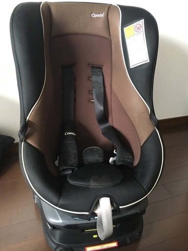 車用チャイルドシート譲ります。