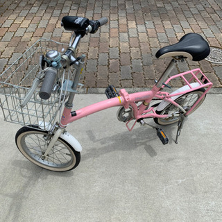 ソフトバンク　ピンクの折りたたみ自転車