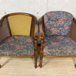 K5*98 1人掛けソファ 2脚 カリモク karimoku 花柄 コロニアル 布張り