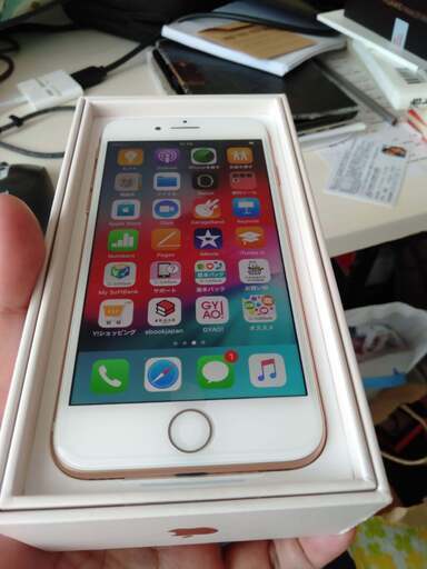 iphone8 sim フリー 新品未使用 6４GB 最終価格 減額35000円 