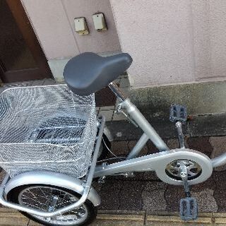 大人用三輪車(前輪20吋/後輪16吋)シングル/シルバー