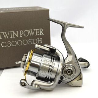 SHIMANO 11ツインパワー C3000SDH エギング シーバス チヌ 磯 堤防 