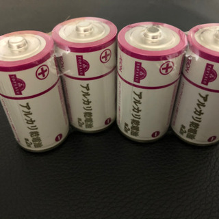アルカリ乾電池　単2形　x 4本