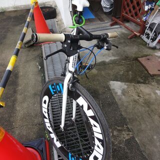 クロスバイク 700c 軽量 アルミフレーム 自転車 シマノ21段変速 エアロリム CANOVER カノーバー CAC-023 NAIAD