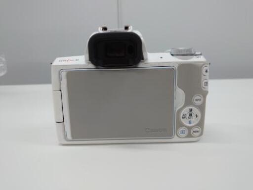 Canon EOS KISS M Wズームキット WH