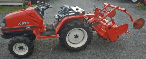 鹿児島発17.5馬力ディーゼルトラクターA-175 バッテリー新品交換済み 