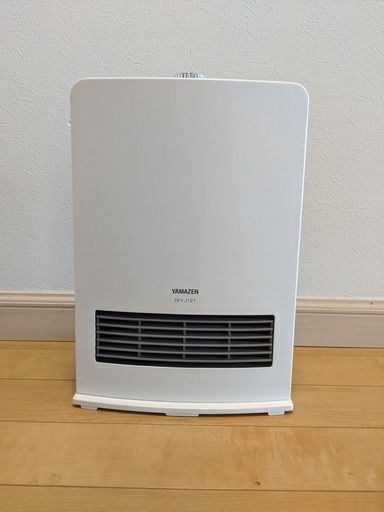 小型足元ファンヒーター DF-J121 (1200W/600W 2段階切替式) 暖房【箱・説明書付】
