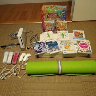 Wii本体　フィット本体　太鼓の達人専用コントローラ　他ソフトセット