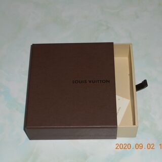 LOUIS VUITTON　の箱