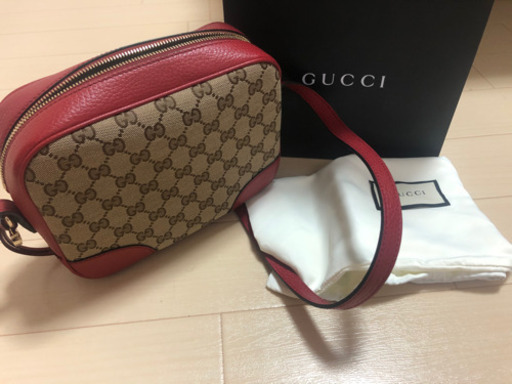 GUCCIのショルダーバッグ