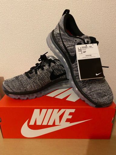 新品未使用　NIKEスニーカー