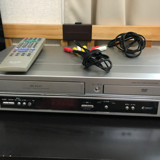 SHARP、VHS一体型DVDプレイヤー(dv-nc750)