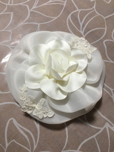 コサージュ花白結婚式ウェディングドレス飾り髪飾り えりこ 大江の生活雑貨の中古あげます 譲ります ジモティーで不用品の処分 コサージュ花白結婚式ウェディングドレス飾り髪飾り えりこ 大江の生活雑貨の中古あげます 譲ります ジモティーで不用品の処分