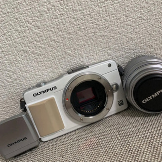 値下げしました！ORYMPUS　E-PM2 レンズキット
