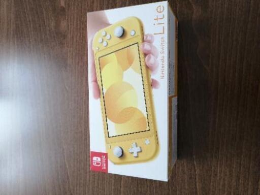新品　Nintendo Switch lite イエロー
