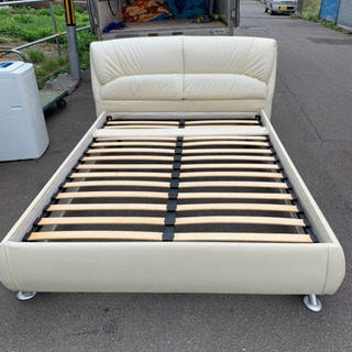 IKEA ダブルサイズ ベッドフレーム 収納付き 140x200cm（マットレスは 