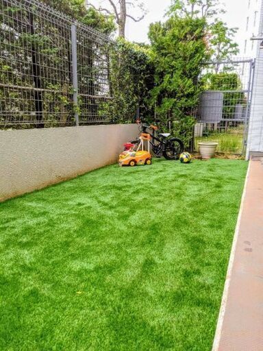 【最終値下げ】人工芝☆ロール☆約6㎡分(3m×2m）☆防草シートのおまけ付き（ピンは無し）☆