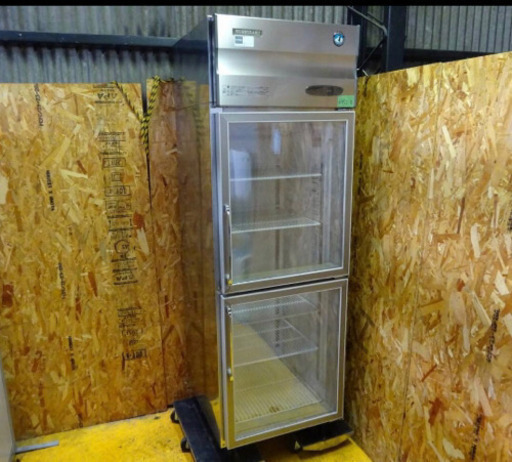 (4952-0)業務用 ホシザキ リーチイン冷蔵ショーケース 縦型冷蔵庫
