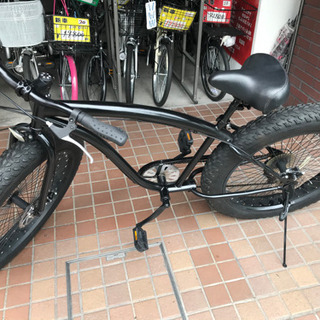 ★美品★ファットバイク　極太タイヤ26×4.0軽量アルミフレーム　6speed　ディスクブレーキ　マットブラック