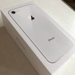 値下げ！美品！！docomoのiphone8シルバー64GB(simロック解除済み)