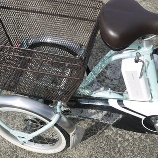 ブリヂストン アシスタワゴン AW1C38 電動三輪 定価195,800円 自転車