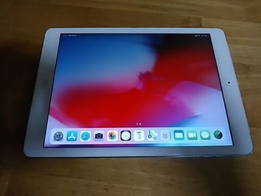 au　Apple　iPad　Air 1　A1475　16GB