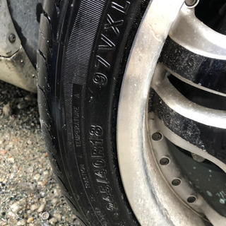 早い者勝ち、人気なアルミホイール、タイヤ付け　245/40R18 VR5