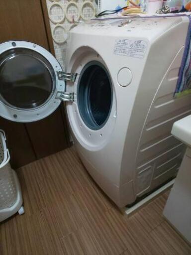 東芝 TOSHIBA ドラム式洗濯機 中古 2012年製 引取り限定