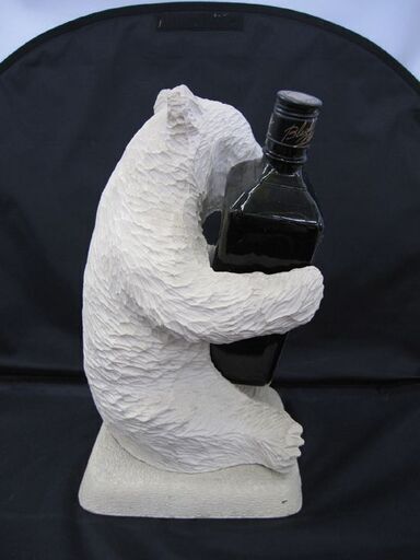 木彫りの熊 ニッカウ井スキー 720ml空瓶 ウイスキースタンド 白熊/シロクマ 置物 オブジェ ニッカウヰスキー ニッカウイスキー 札幌 東区