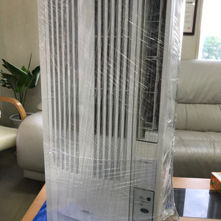 【中古品】KOIZUMI コイズミ KAW-1682 ウインドエアコン 窓用エアコン 2018年製 窓枠付き リモコン付き