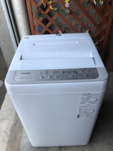 ☆美品☆ 2019年製　Panasonic 洗濯機　NA-F50B13 白