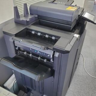 【美品】カラー複合機※4000枚フィニッシャー付き