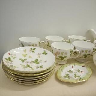 Wedgwood ワイルドストロベリーシリーズ　