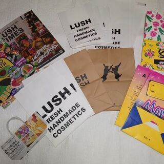 LUSH ペーパーバッグ今昔と空容器5個