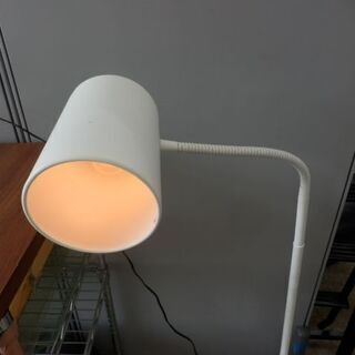 フロアライト 高さ約140cm ニトリ スタンドライト ランプ 幅38 奥行22 5 高さ137cm 照明 電球 ペイペイ対応 札幌市西区西 モノハウス西野店 発寒南の照明器具の中古あげます 譲ります ジモティーで不用品の処分 フロアライト 高さ約140cm ニトリ スタンドライト ランプ 幅38 奥行22 5 高さ137cm 照明 電球 ペイペイ対応 札幌市西区西 モノハウス西野店 発寒南の照明器具の中古あげます 譲ります ジモティーで不用品の処分