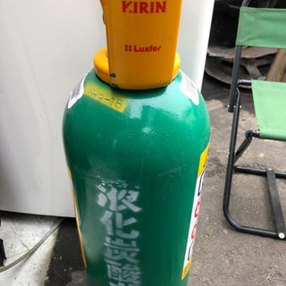 液化炭酸ガスの充填してくれるところ知りませんか？