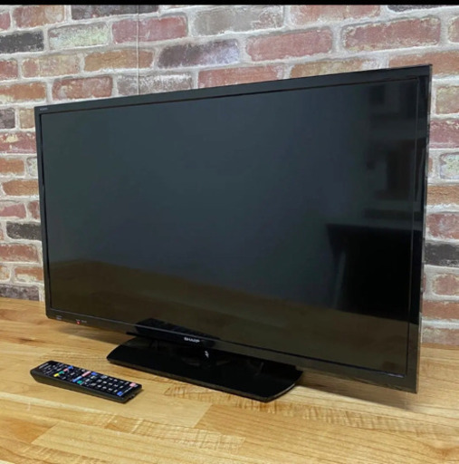 ⭐︎⭐︎2017 シャープ　AQUOS 32インチ　液晶テレビ⭐︎在庫残りわずかです！