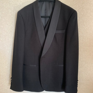タキシード　黒　ジャケット:Lサイズ　パンツ:XLサイズ