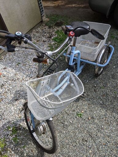 電動アシスト三輪自転車