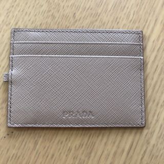 ☆お譲り先決まりました☆ PRADA 定期券入れ