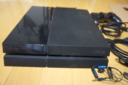 【完了】PS4 本体 ジェットブラック HDD 2TB　ほこりガード付き