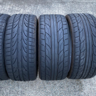20インチタイヤ　235/30R20